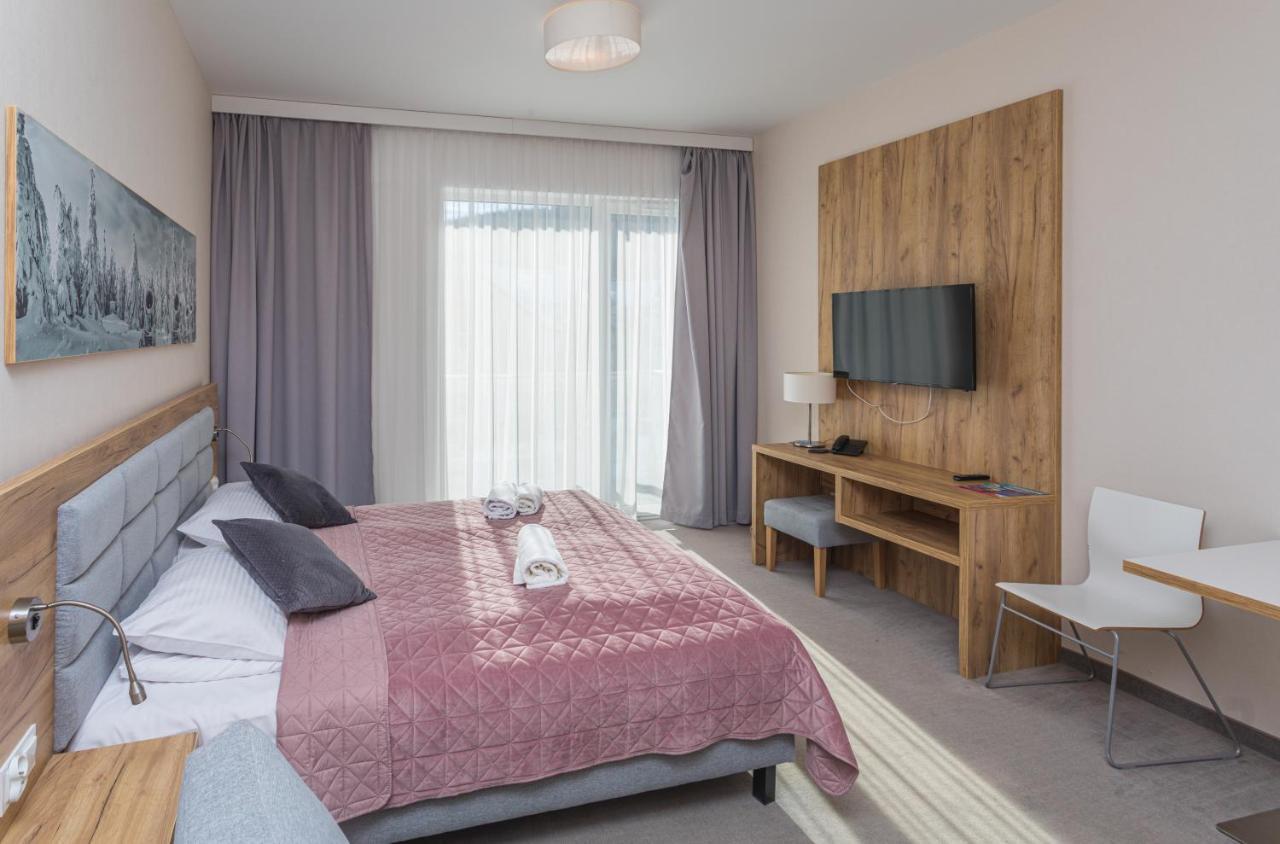 Aparthotel Apartamenty Czarna Gora 239 Сенна Экстерьер фото